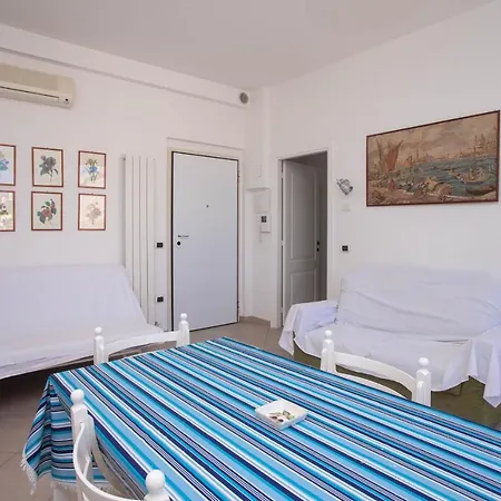 N236 - Numana, Bilocale Vista Mare Nel Cuore Del Paese * Numana
